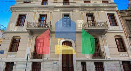 For Sale - Building 600 m² in Athens