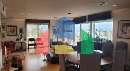 For Sale - Flat 250 m² in Athens