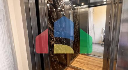 Продаж - Таунхаус 236 m² в Афінах