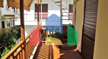 Продажа - Коттедж 390 m² в Афинах Продажа - Коттедж 390 m² в Афинах