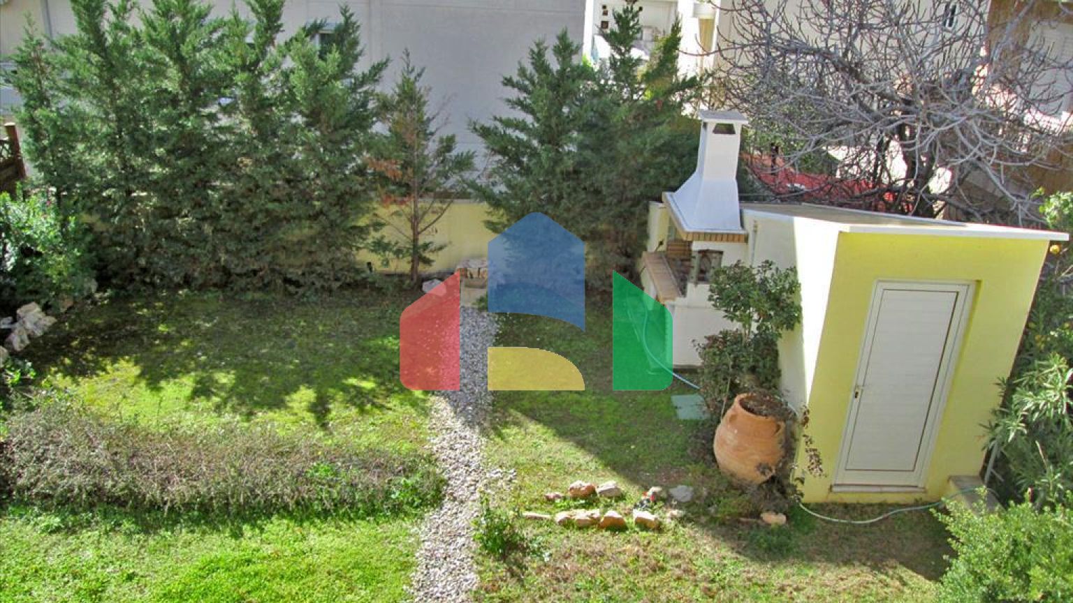 Продажа - Коттедж 390 m² в Афинах