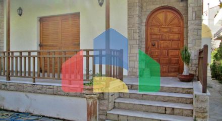 Продажа - Коттедж 390 m² в Афинах Продажа - Коттедж 390 m² в Афинах