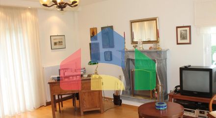 Продажа - Вилла 380 m² в Афинах