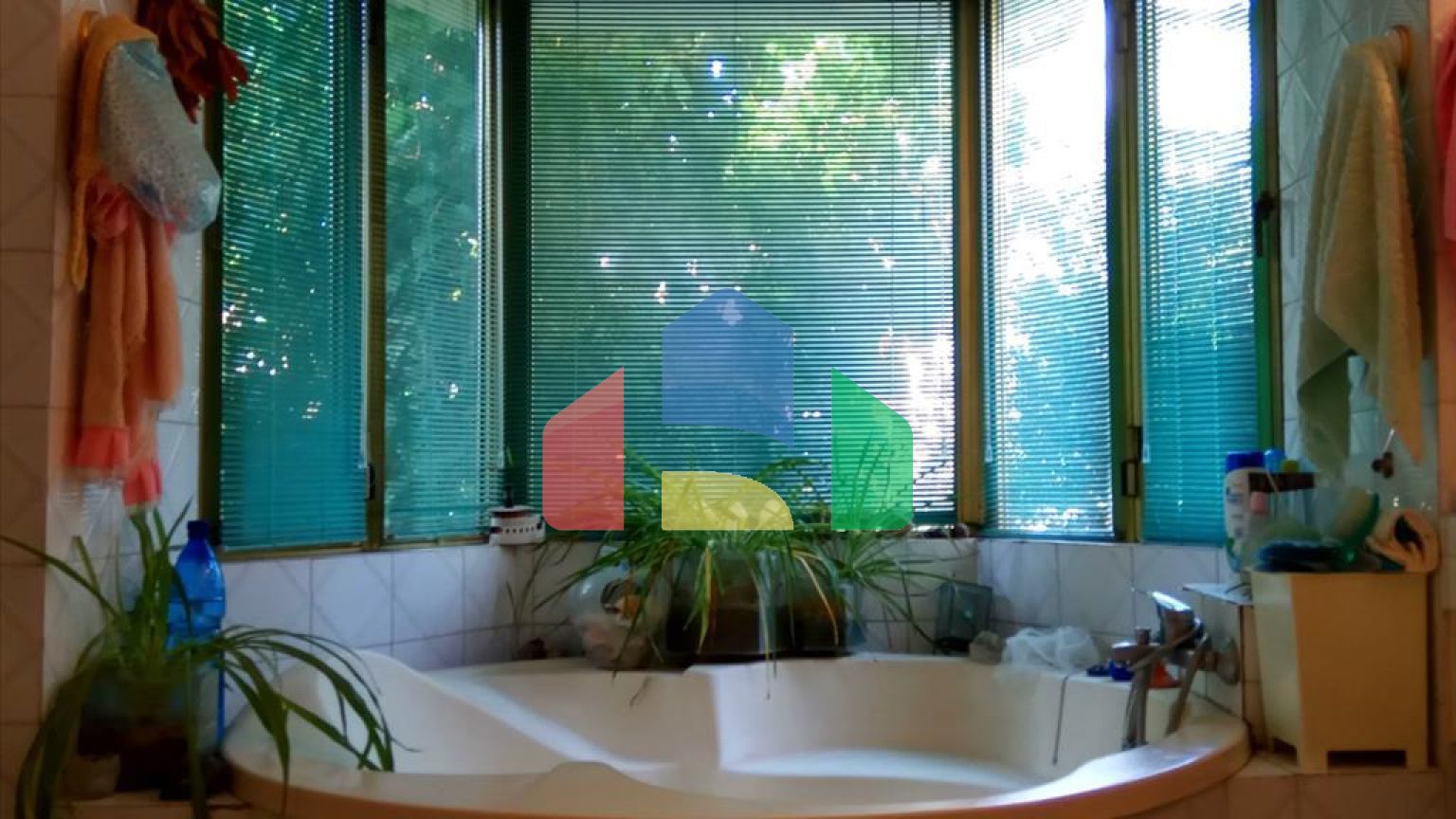 Продаж - Будівля 660 m² в Афінах