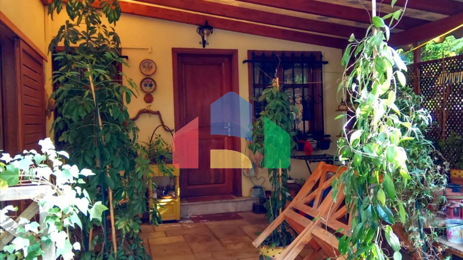 Продаж - Будівля 660 m² в Афінах