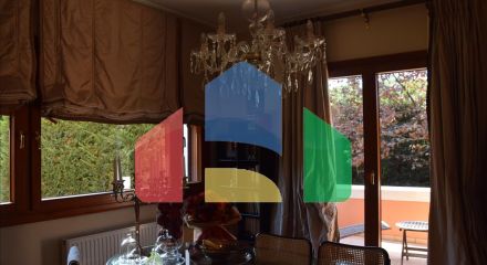 Продаж - Котедж 350 m² в Афінах