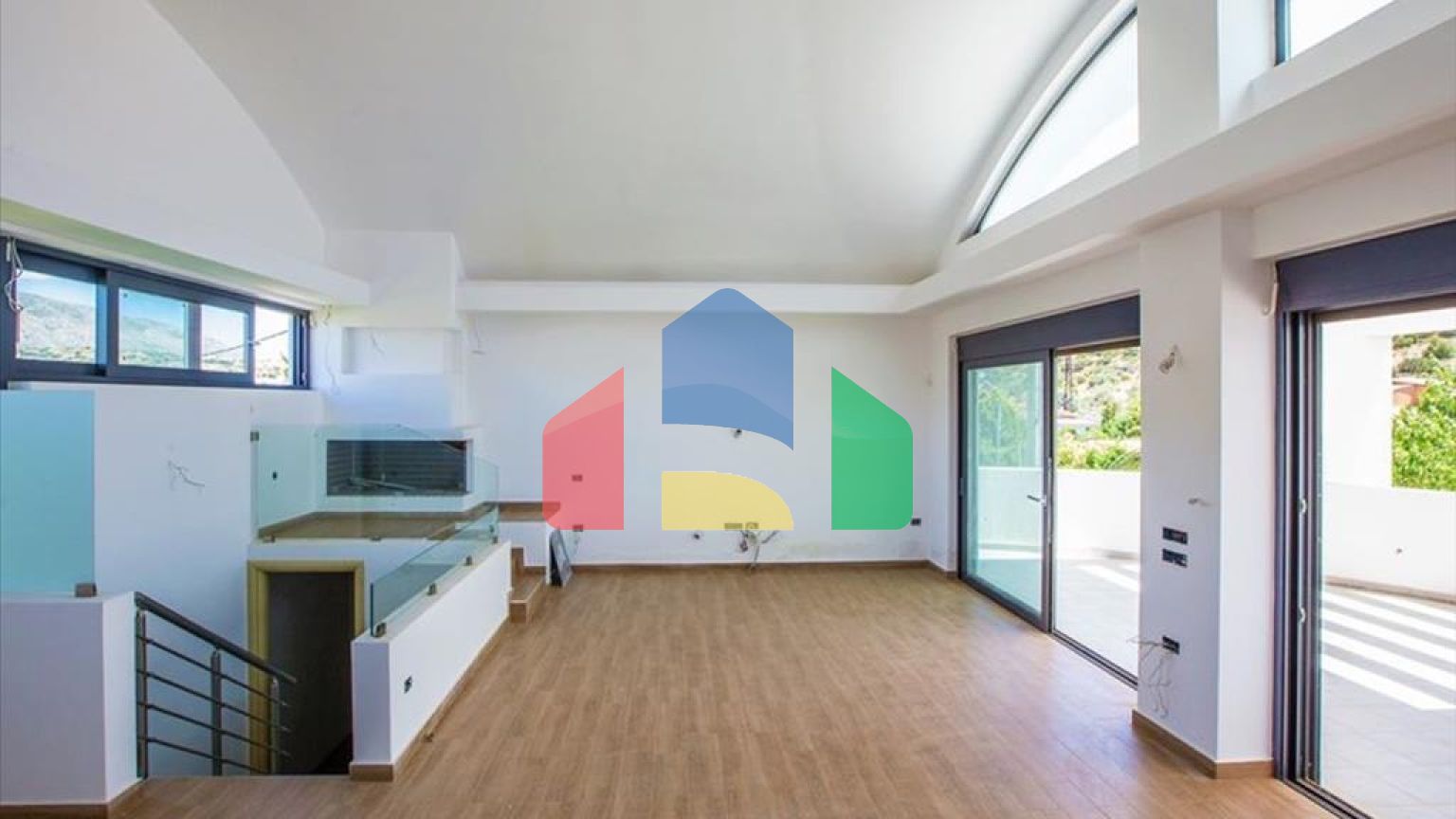 Продаж - Комплекс 707 m² в Афінах