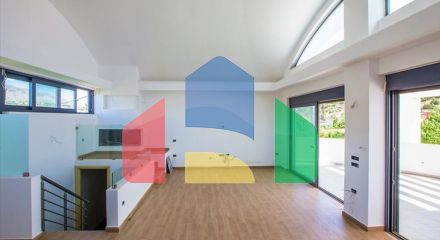 Продаж - Комплекс 707 m² в Афінах