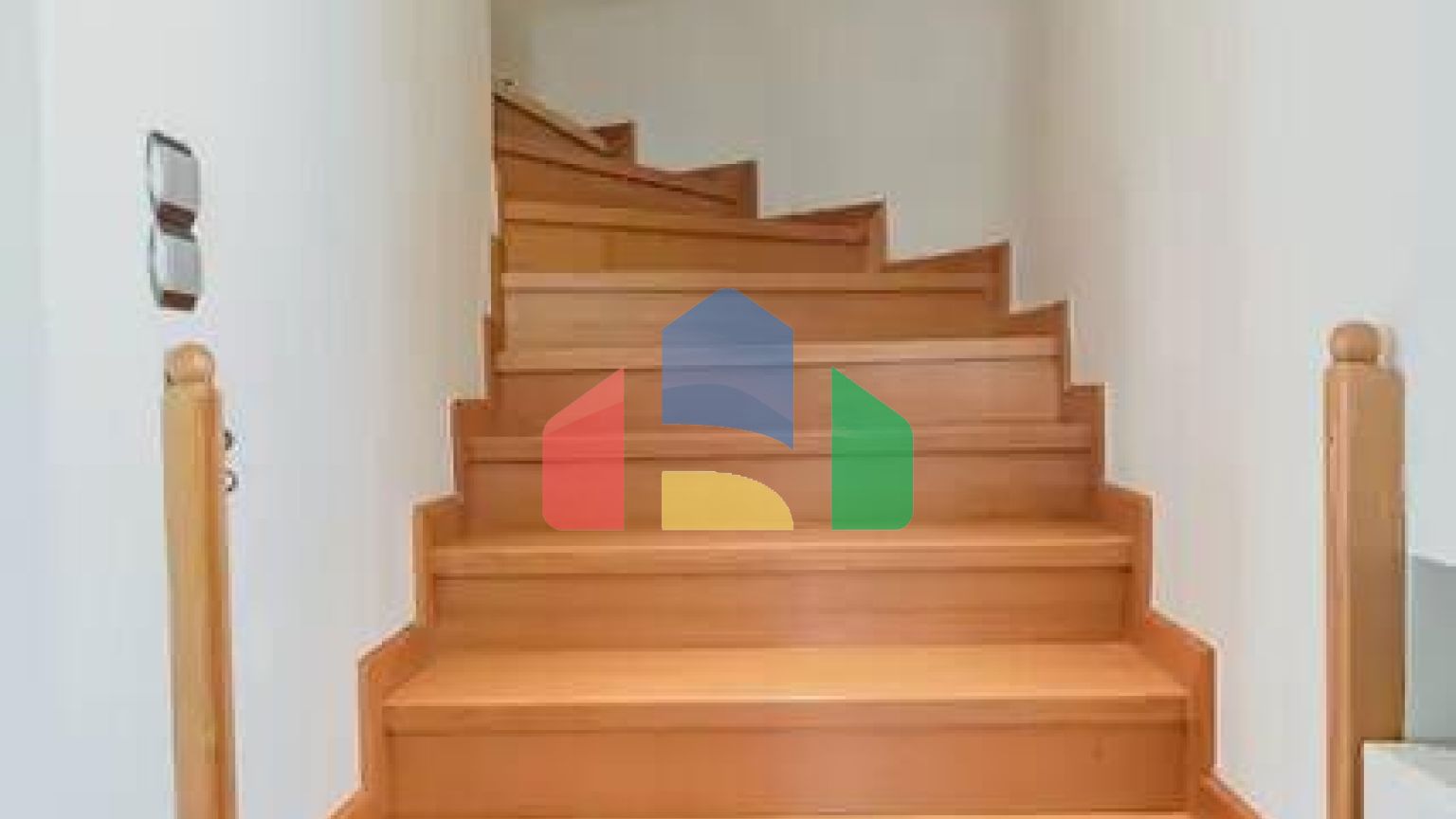 Продаж - Таунхаус 200 m² в Афінах