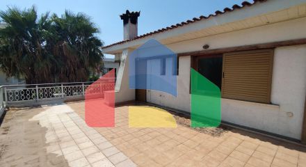 Продажа - Коттедж 249 m² в Афинах