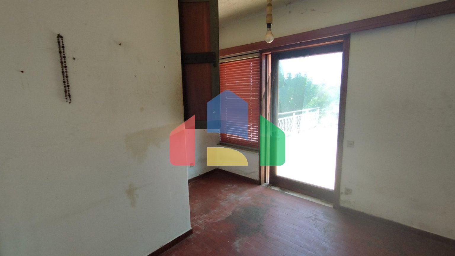 Продажа - Коттедж 249 m² в Афинах