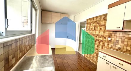 Продаж - Квартира 86 m² в Афінах