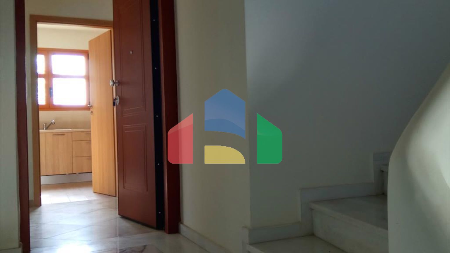 Продажа - Здание 460 m² в Афинах