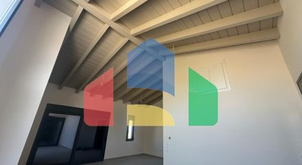 Продажа - Коттедж 230 m² в Афинах