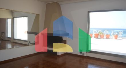 Продаж - Таунхаус 306 m² в Афінах