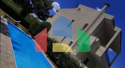 Продажа - Коттедж 250 m² в Афинах