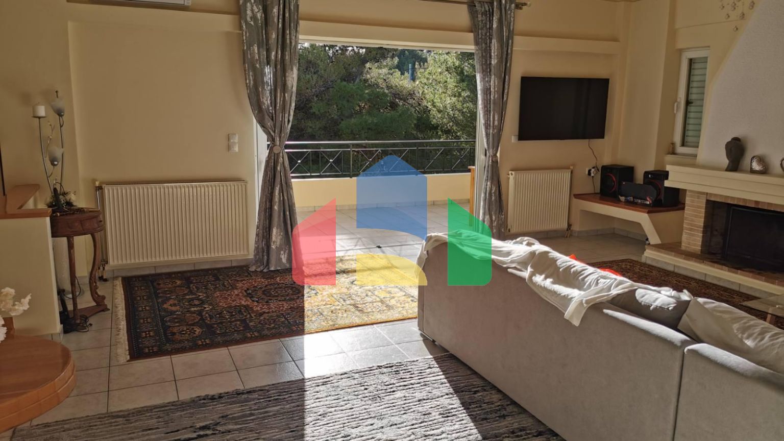 Продажа - Коттедж 250 m² в Афинах