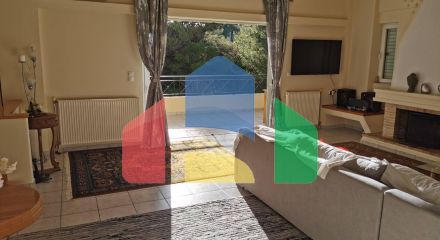 Продажа - Коттедж 250 m² в Афинах Продажа - Коттедж 250 m² в Афинах