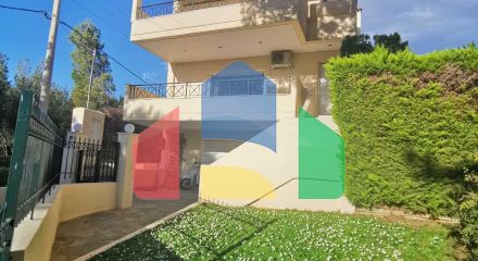 Продажа - Коттедж 250 m² в Афинах Продажа - Коттедж 250 m² в Афинах