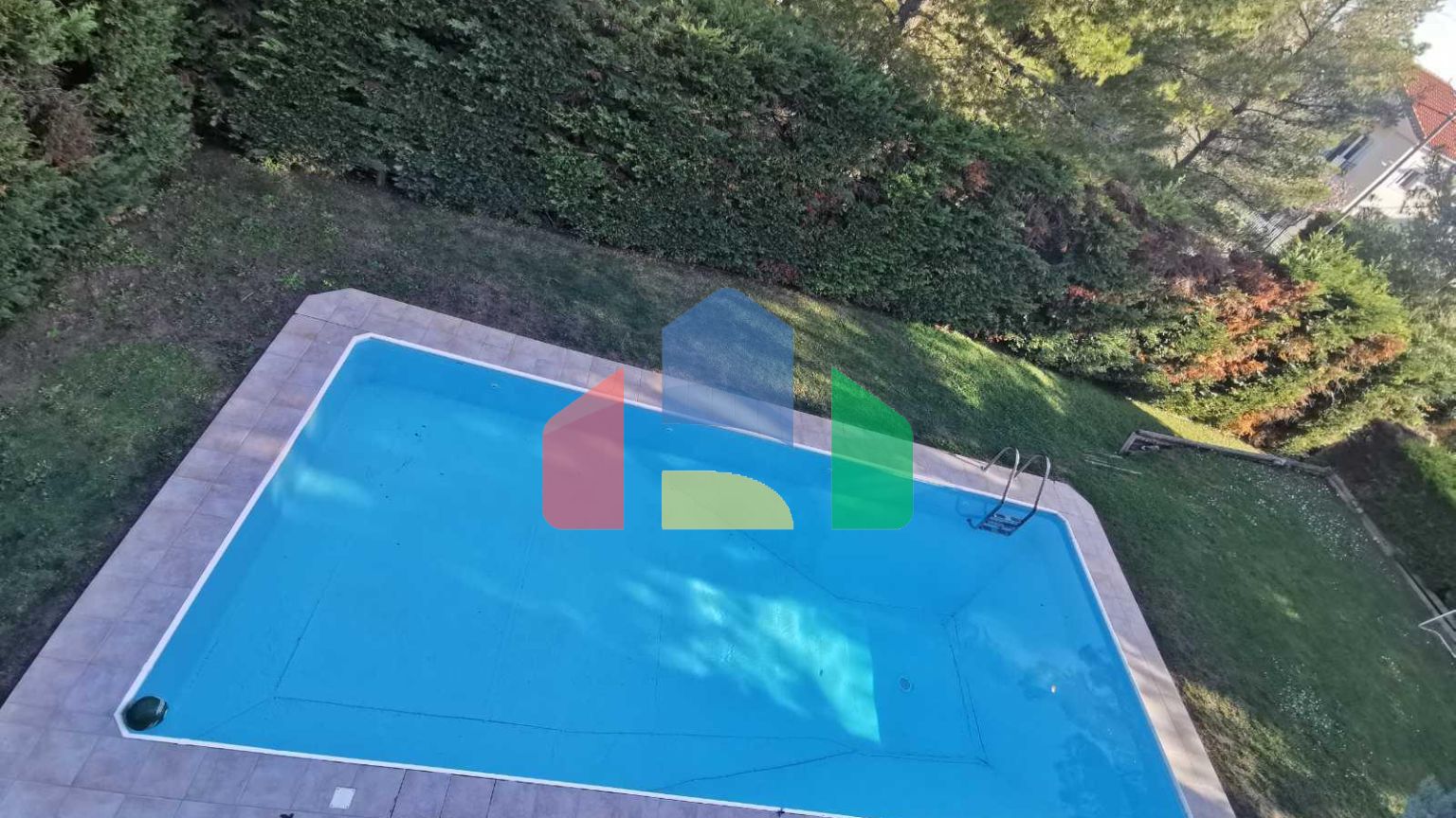 Продажа - Коттедж 250 m² в Афинах