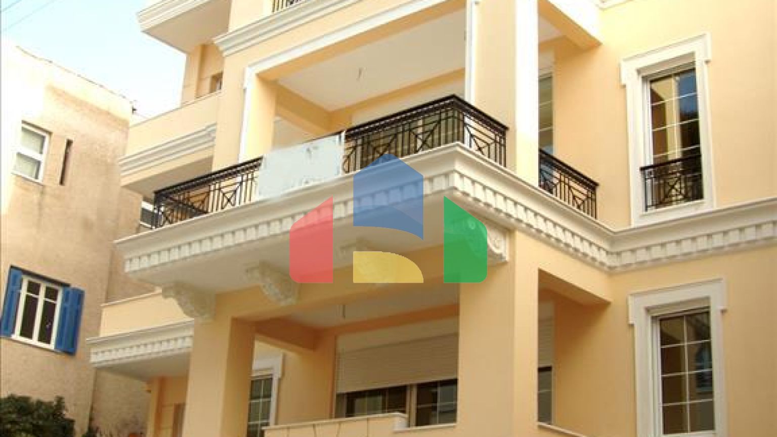 Продажа - Здание 803 m² в Афинах