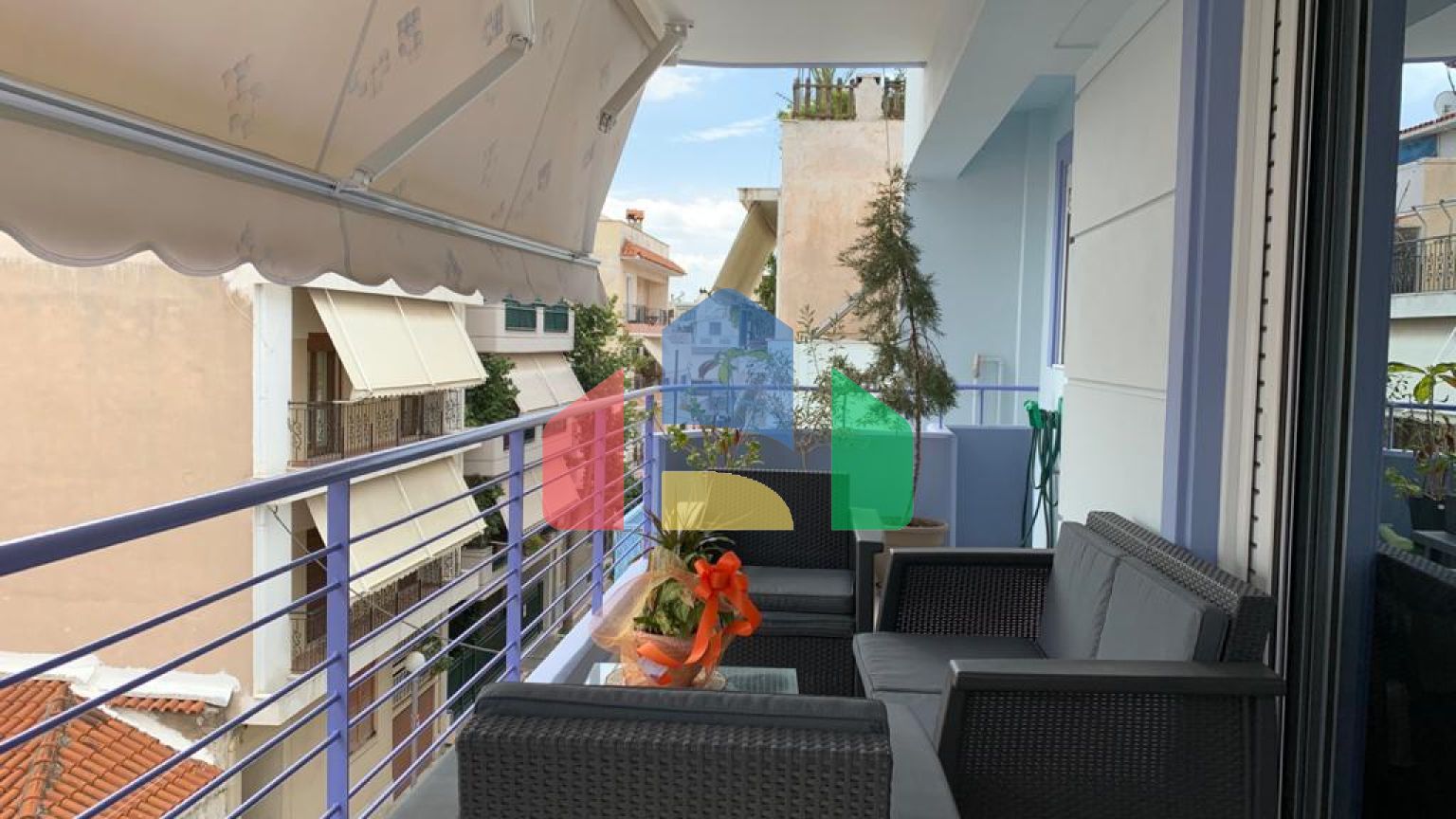 Продажа - Здание 680 m² в Афинах