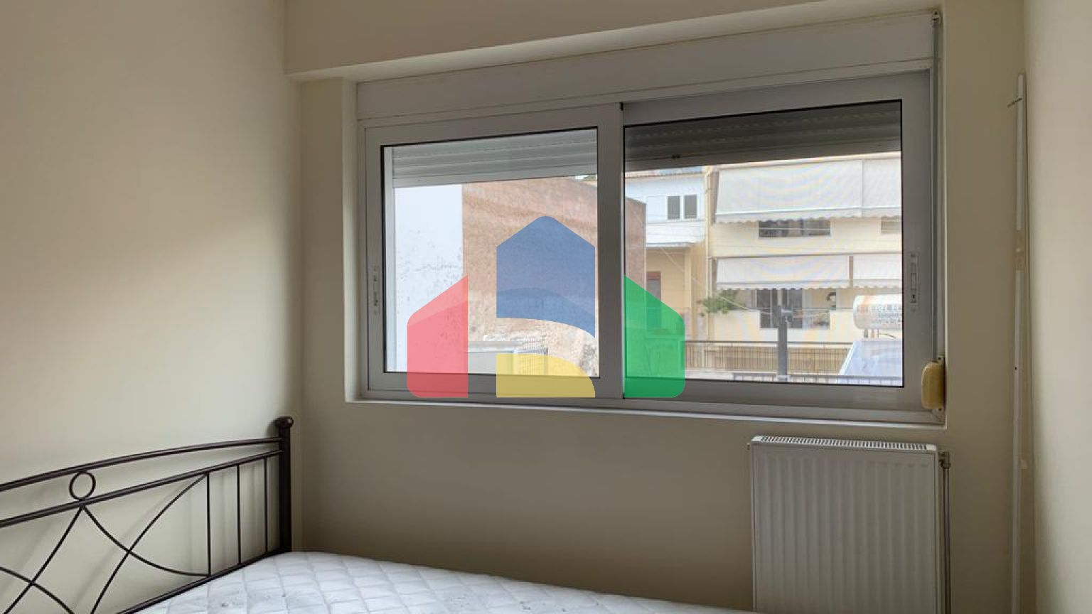 Продажа - Здание 680 m² в Афинах