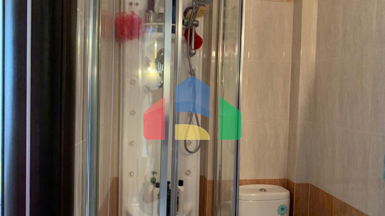 Продажа - Здание 680 m² в Афинах