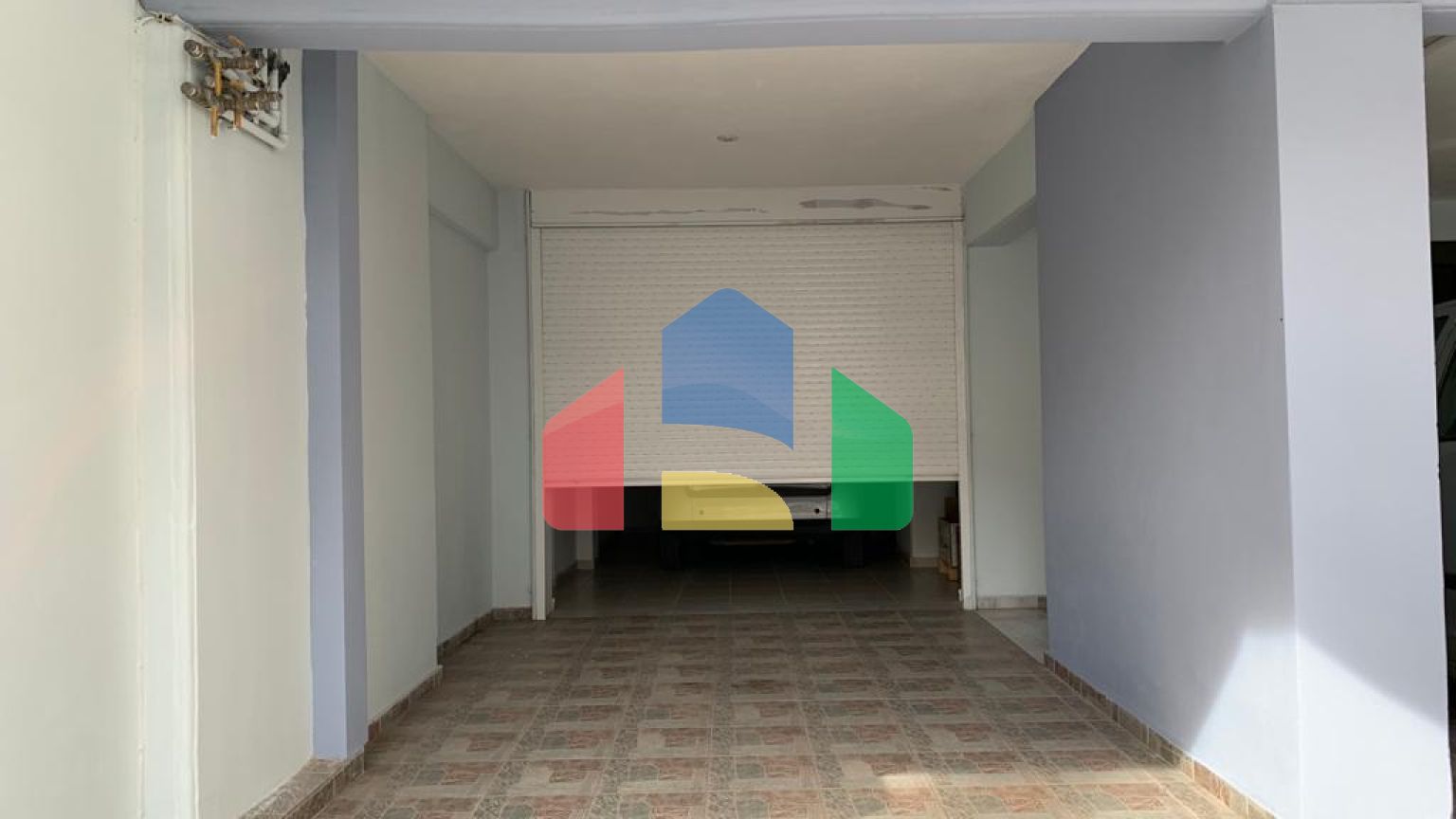 Продажа - Здание 680 m² в Афинах