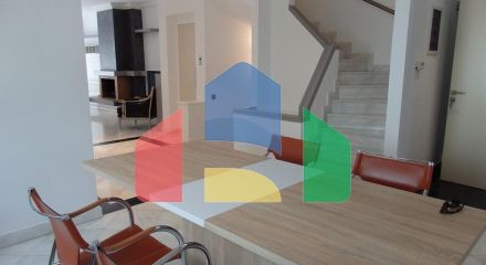 For Sale - Detached house 380 m² in Athens
