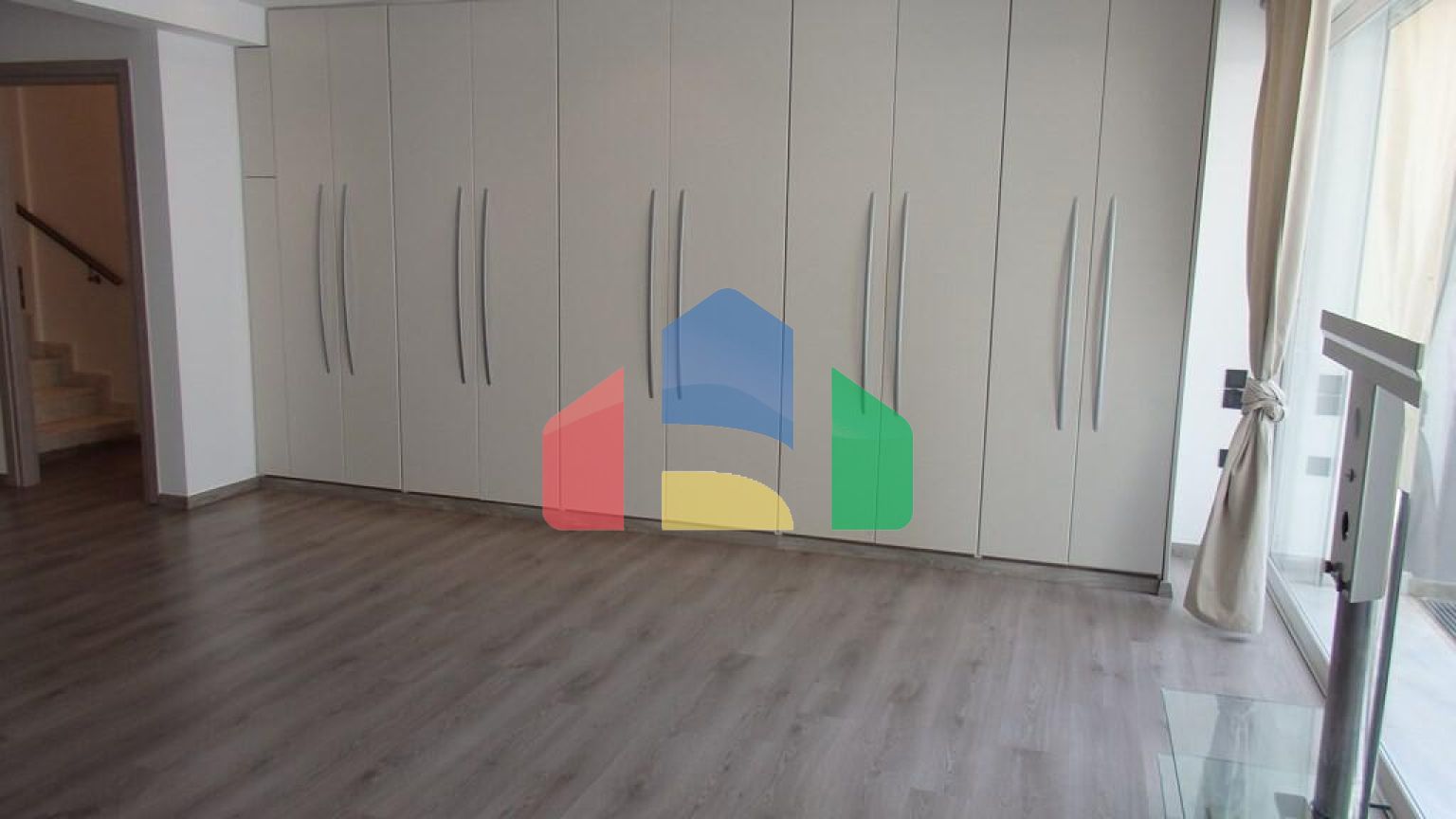 Продажа - Коттедж 380 m² в Афинах