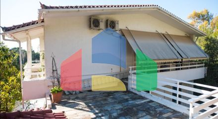 Продаж - Будівля 680 m² в Афінах