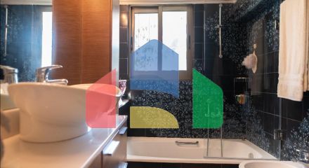 Продажа - Здание 680 m² в Афинах