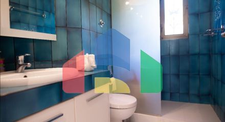 Продажа - Здание 680 m² в Афинах