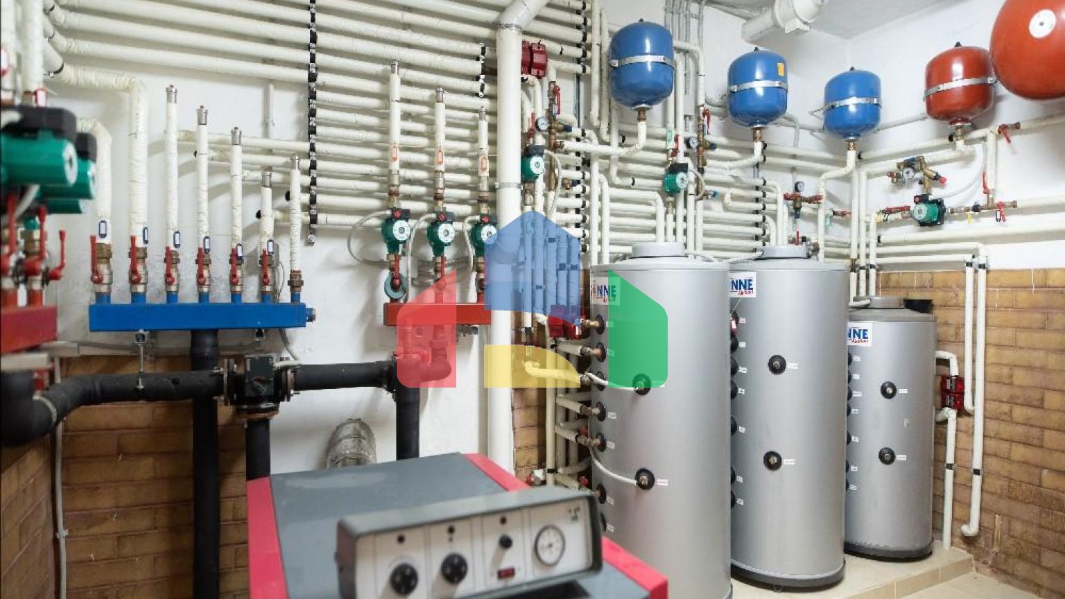 Продажа - Здание 680 m² в Афинах