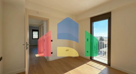 Продаж - Таунхаус 135 m² в Афінах