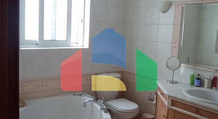 Продажа - Коттедж 220 m² в Афинах Продажа - Коттедж 220 m² в Афинах