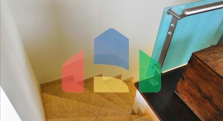 Продаж - Duplex 250 m² в Афінах