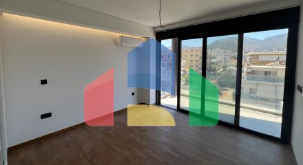 Продажа - Таунхаус 135 m² в Афинах