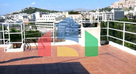 For Sale - Building 660 m² in Athens