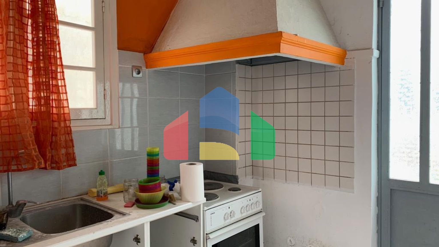 Продажа - Здание 280 m² в Афинах