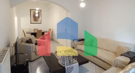 Продаж - Будівля 220 m² в Афінах