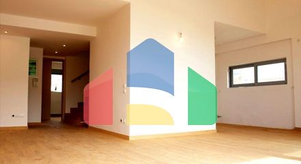 Продаж - Таунхаус 130 m² в Афінах