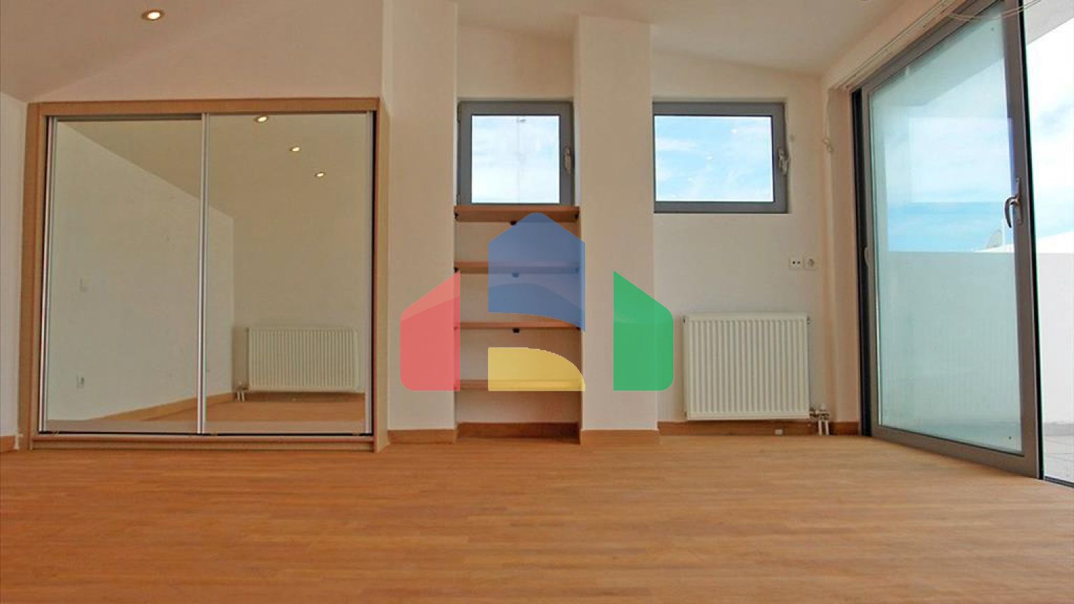 Продаж - Таунхаус 130 m² в Афінах