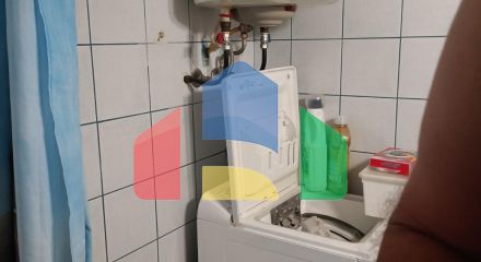 Продаж - Будівля 665 m² в Афінах