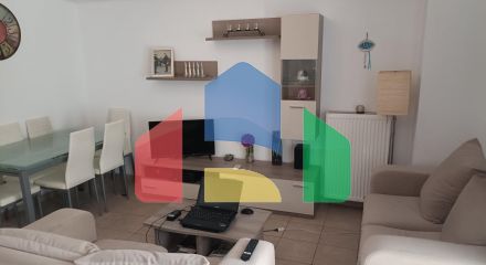 Продаж - Будівля 665 m² в Афінах