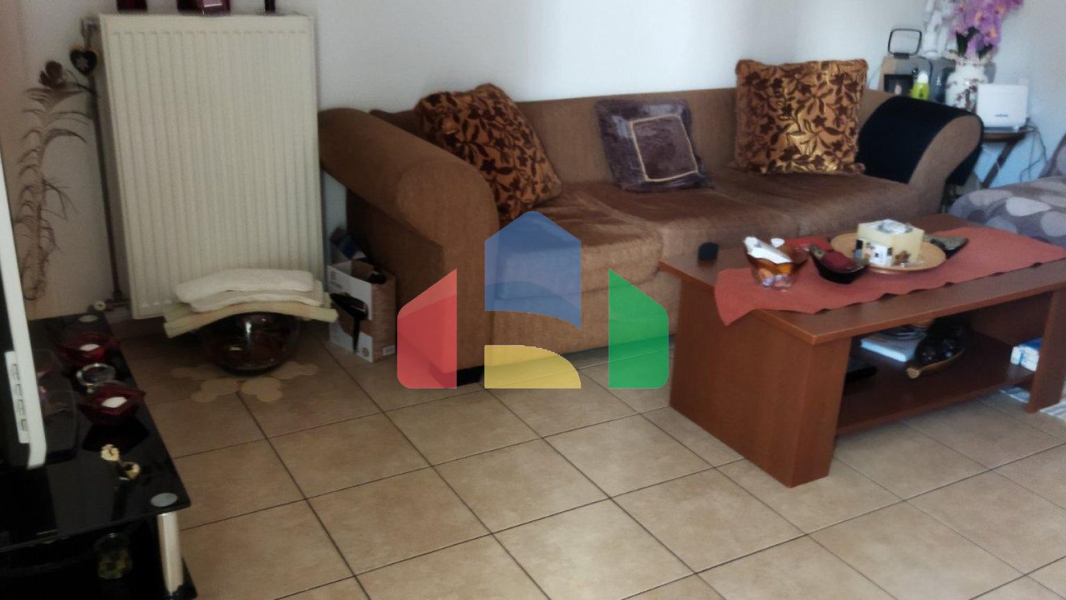 Продаж - Будівля 665 m² в Афінах