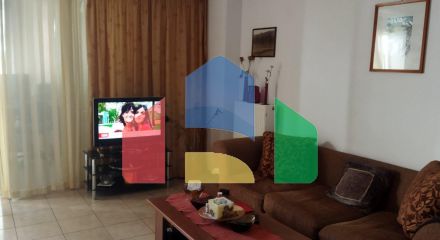 Продаж - Будівля 665 m² в Афінах