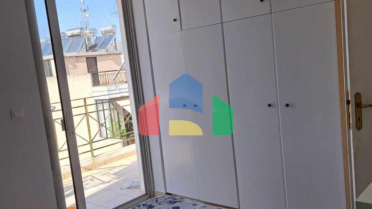 Продаж - Будівля 665 m² в Афінах