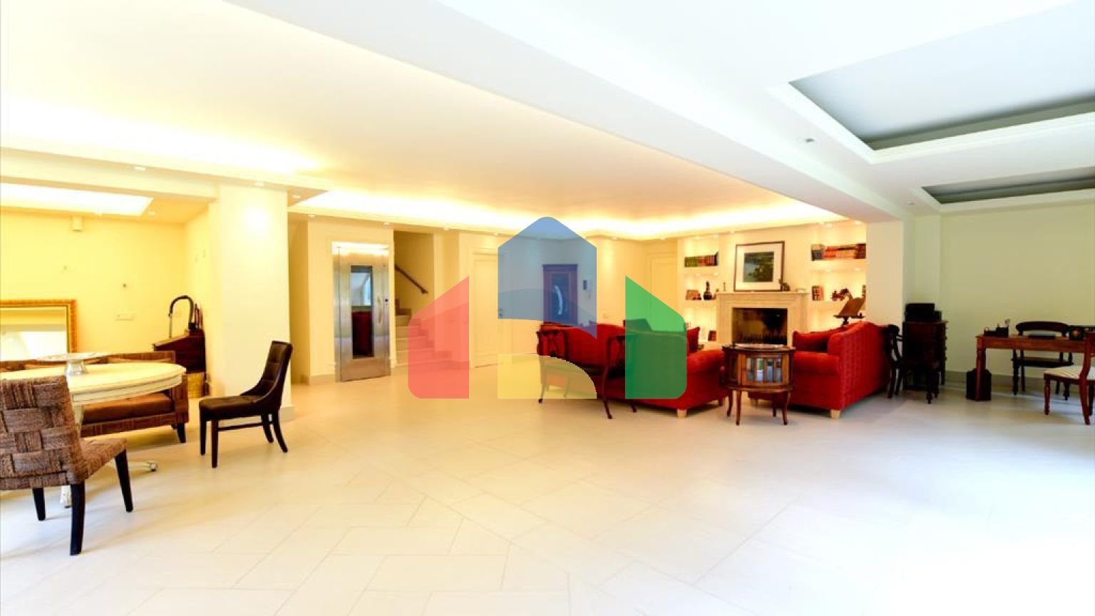 Продажа - Вилла 648 m² в Афинах